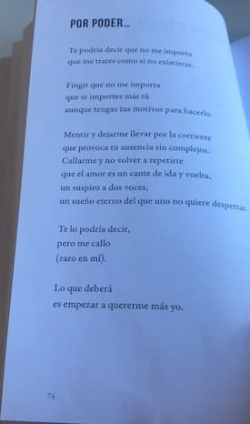 Poema extraído del "El beso medio lleno". (pág 74). 